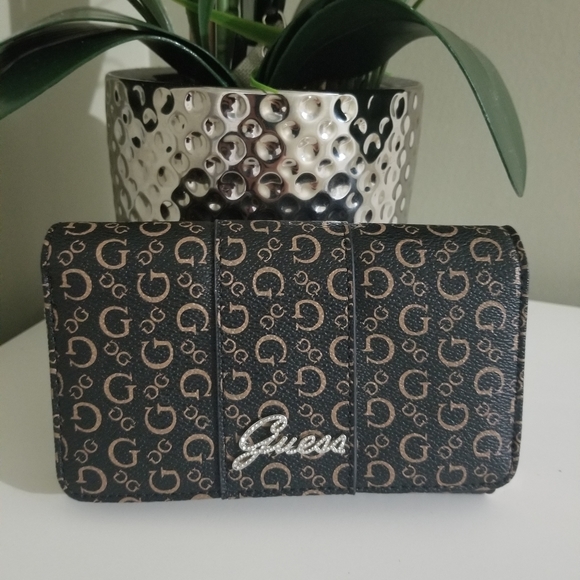Guess Handbags - Guess Wallet